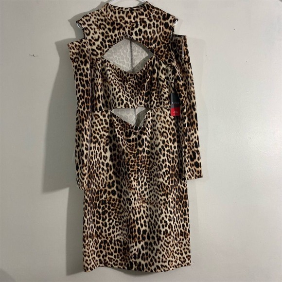 BOLD elements Dresses & Skirts - Bold Elements Leopard Print Cutout Dress XL Asymmetric Long Sleeve
